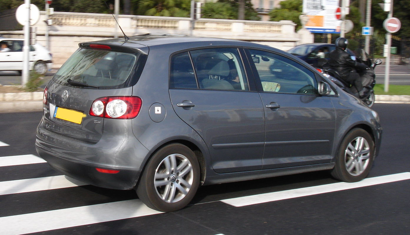 VW Golf Plus 26